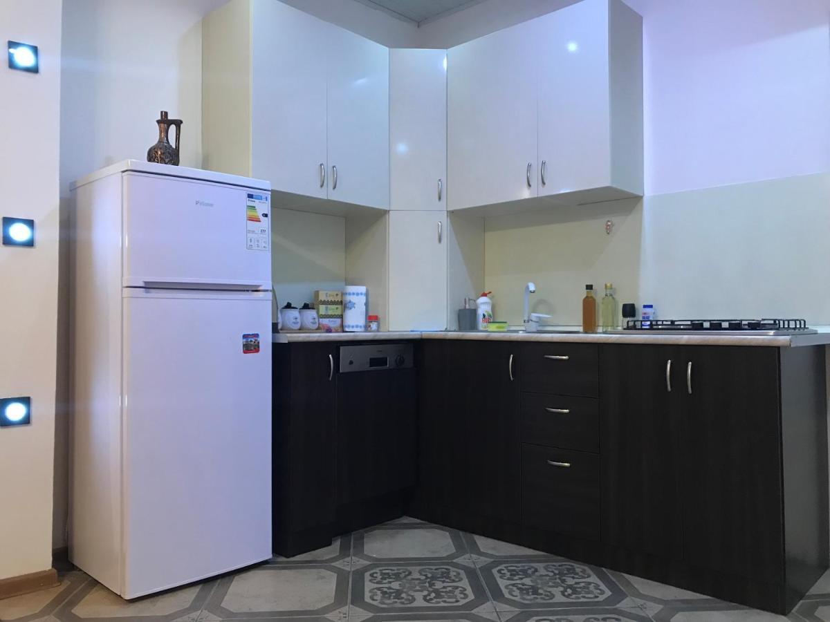 Apartment On Botanikuri 17 Tbilisi Eksteriør billede